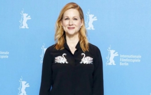 Laura Linney Talks About Struggles to Get Pass Father's Bad Reputation in Her Early Career