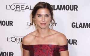 Soccer Player Alex Morgan Introduces Newborn Baby Girl