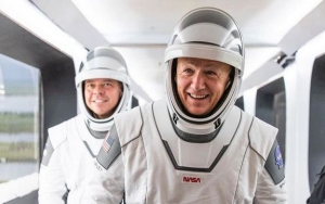 'The Avengers' Costume Designer Creates Spacesuit for Elon Musk's Falcon 9 Astronauts 