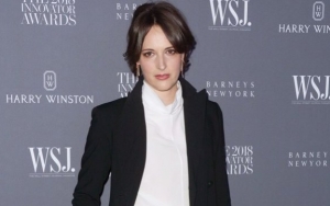 Phoebe Waller-Bridge in Talks to Develop Spin-Off About James Bond's Daughter