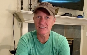 Craig Morgan Hospitalized With Bloody Leg Following Machete Mishap