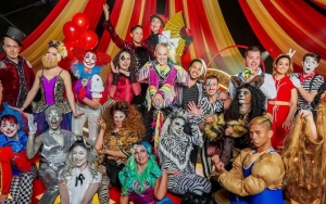 JoJo Siwa Injects a Dose of 'Greatest Showman' to 'NONSTOP' Music Video