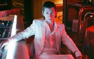 Arctic Monkeys' Alex Turner Gives Up L.A. for French Girlfriend