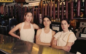 HAIM Debuts at No. 1 on U.K. Albums Chart 