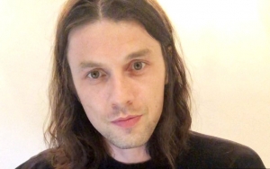 James Bay Showers Girlfriend With Praises for Encouraging His Music Career