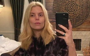 Jessica Simpson Says 'Hello 40' as She Fits Into 14-Year-Old Jeans on Her Birthday 