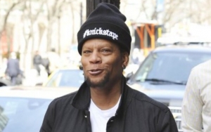 D.L. Hughley Makes Fun of Racist Woman Who Died After Getting Hit by Fire Truck