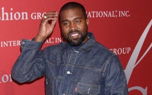 Kanye West Invites Paparazzi Inside Ranch House After ER and Ambulance Visit