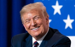 Internet Makes Fun of Donald Trump for Mispronouncing Thailand as 'Thighland' During Speech