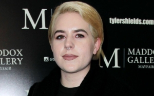 Tom Cruise and Nicole Kidman's Daughter Bella Diverts From Art Posts to Share Rare Selfie
