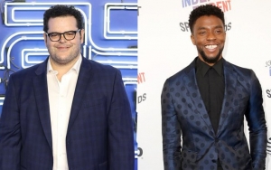 Josh Gad Mourns Death of Chadwick Boseman by Sharing Final Texts From Late Actor