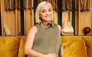 Katy Perry Bares Post-Baby Body in Mock VMAs Look Selfie Five Days After Giving Birth