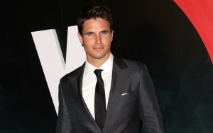 Robbie Amell Forced to 'Get Back Into Shape' Ahead of Shirtless Role in 'Babysitter' Sequel