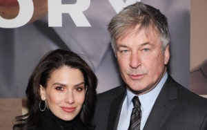 Alec Baldwin Showers Wife With Adoration for Standing Up to Mom-Shamers