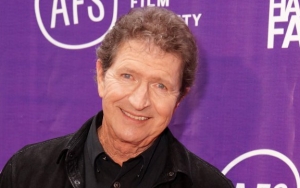 Country Legend Mac Davis Reportedly Dies After Heart Surgery