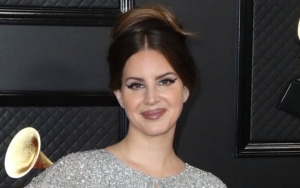 Lana Del Rey Dubbed 'Karen' for Wearing Mesh Mask at Book Signing Event Despite Pandemic