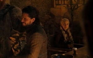 'Game of Thrones' Showrunners Thought Coffee Cup Gaffe Was 'Photoshopped' as Prank
