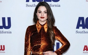 Selena Gomez Spills on How She Overcame Depression at Start of COVID-19 Lockdown