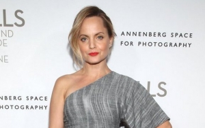 Mena Suvari, 41, Pregnant With Her First Child