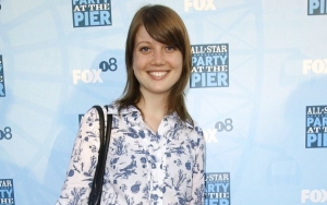 Actress and Allison Mack's Wife Nicki Clyne Reveals She's NXIVM Sex Cult Leader's 'Partner'