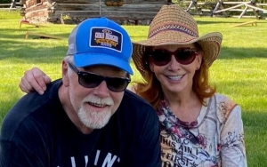 Reba McEntire Treats Fans to a Sweet Pic of Her With 'Sugar Tot' Boyfriend Rex Linn