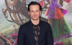 Andrew Scott Sends 'Keep the Faith' Message to Theater Industry After 2020 Olivier Awards Win