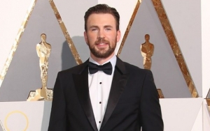 Chris Evans' Latest Thirst Trap Has Got Fans Dying to Be His Dog