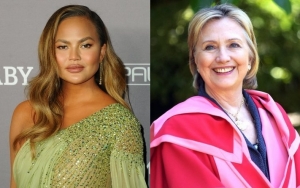 Chrissy Teigen Freaks Out After Receiving Support From Hillary Clinton 