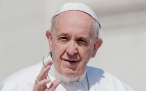 Pope Francis' Instagram Account Under Investigation for Liking Model's Racy Photo