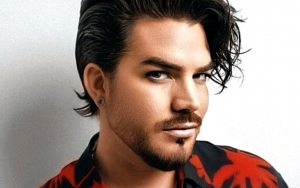 Adam Lambert to Deliver Thanksgiving Meals to Families in Need