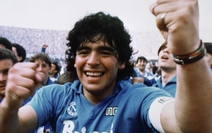Soccer Legend Diego Maradona Dies Weeks After Brain Surgery