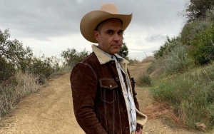 Robbie Williams Almost Died From Arsenic Poisoning While on Fish Diet
