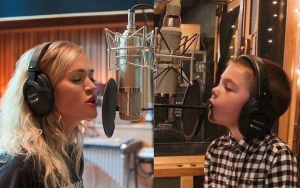 Carrie Underwood's Son Shows Off His Song With Mom to Classmates