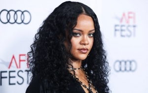 Rihanna Reacts to Fan Telling Her to Release New Album in 2021: 'Grow Up'