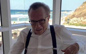Larry King Pictures Latest News Videos