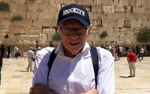 Larry King Dies at 87 During Covid-19 Hospitalization