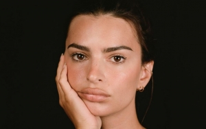 Emily Ratajkowski Cites Pregnancy as Reason for 'Puffy' Lips After Accused of Getting Lip Injections