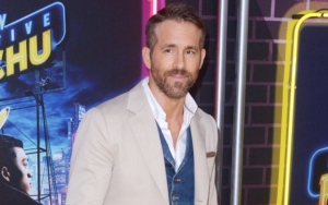 Ryan Reynolds Cracks Raunchy Joke About His Costume On 'Sesame Street'