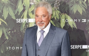 Tom Jones 'Hanging Upside Down' in Inversion Therapy to Stay Healthy