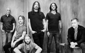 Foo Fighters Top U.K. Albums Chart With 'Medicine at Midnight'