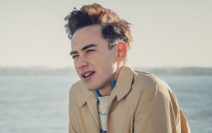 Olly Alexander Warned Family in 'Awkward' Conversations of His Racy Scenes in New Show
