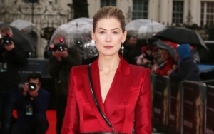 Rosamund Pike Warns About Effects of Her Body Being Photoshopped in Movie Posters