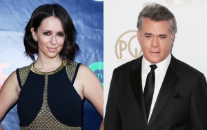 Jennifer Love Hewitt Grateful to Ray Liotta for Putting Her at Ease During Risky Movie Scene