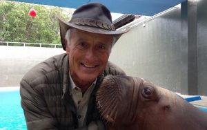 Beloved TV Wildlife Expert Jack Hanna Retires Due to Dementia