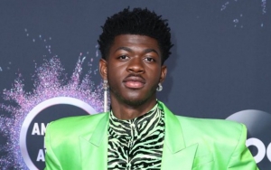 Lil Nas X Called Out Over Video of His Mom Begging for Money on Street