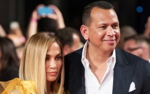 Alex Rodriguez Back to Work in 1st Pic Since Jennifer Lopez Split