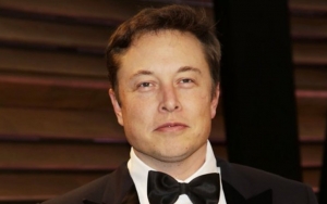 Elon Musk Plays Down Rumors of 'SNL' Cast's Uproar Over His Hosting Gig