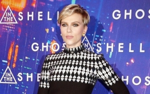Scarlett Johansson Urges Hollywood to Boycott 'Sexist' Golden Globe Organization