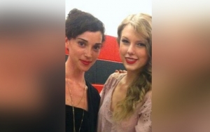 St. Vincent Mocked by Pals for Cooking Terrible Dishes Despite Culinary Lesson From Taylor Swift 