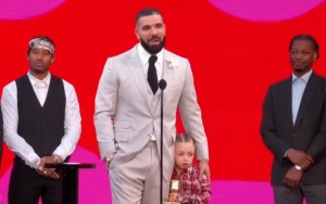 Billboard Music Awards 2021: Drake Brings Son Adonis on Stage to Accept Artist of the Decade Gong